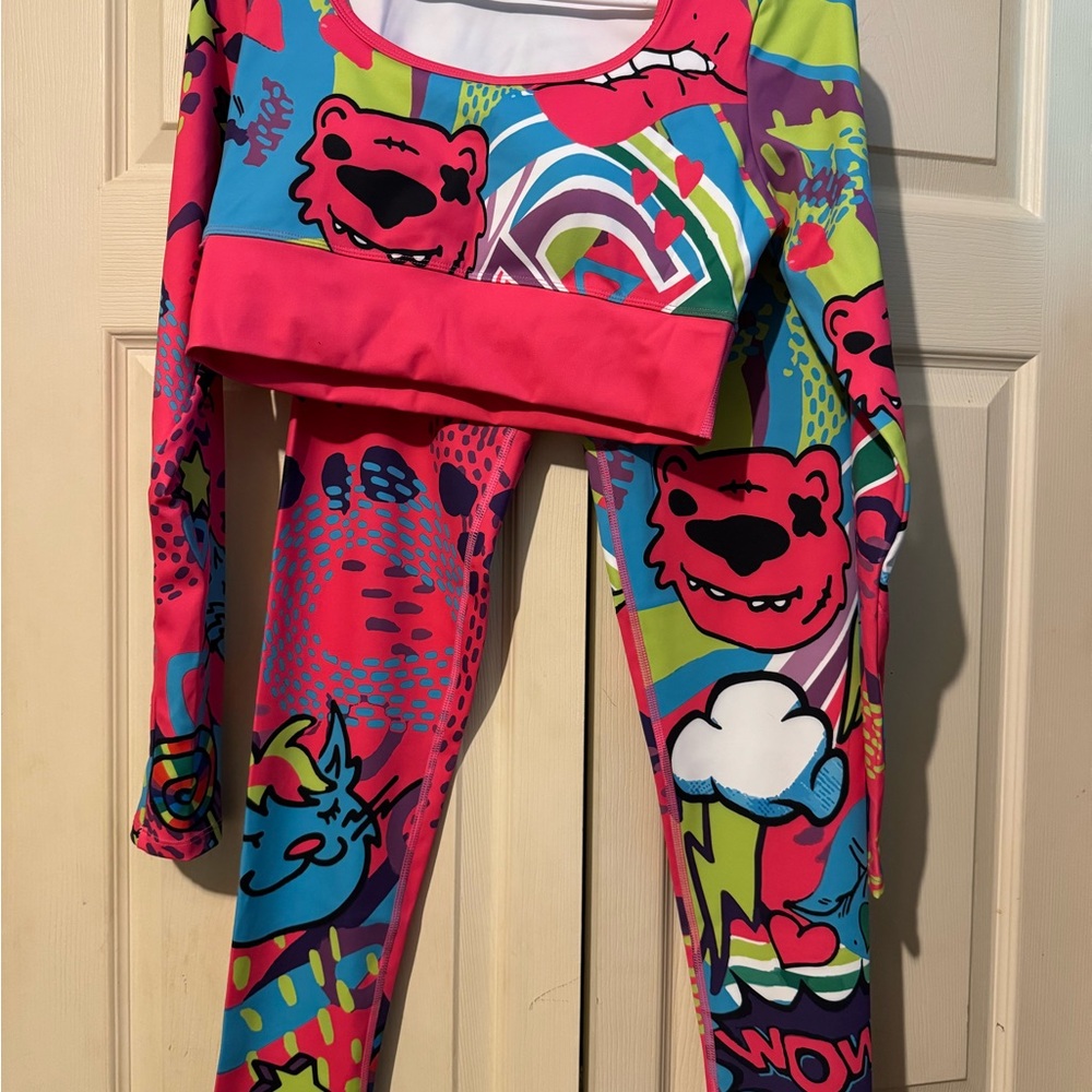 Colorful Graphic Print Activewear Set